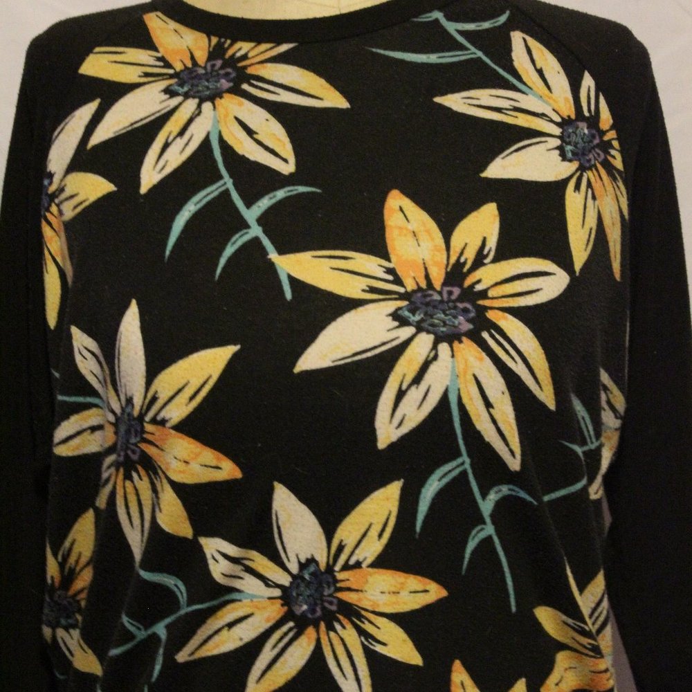 LuLaRoe Randy - Picture 2 of 2